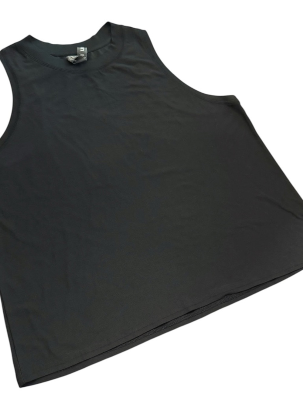 Vuori - Energy Black Sleeveless Performance Tank - Medium - Picture 2 of 4
